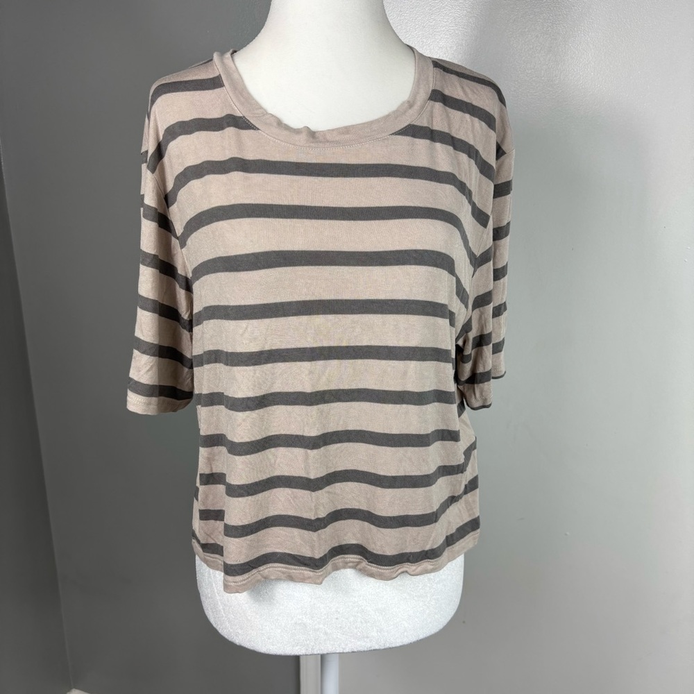 J.o & Co Striped Boxy Cropped Tee‎ Size S